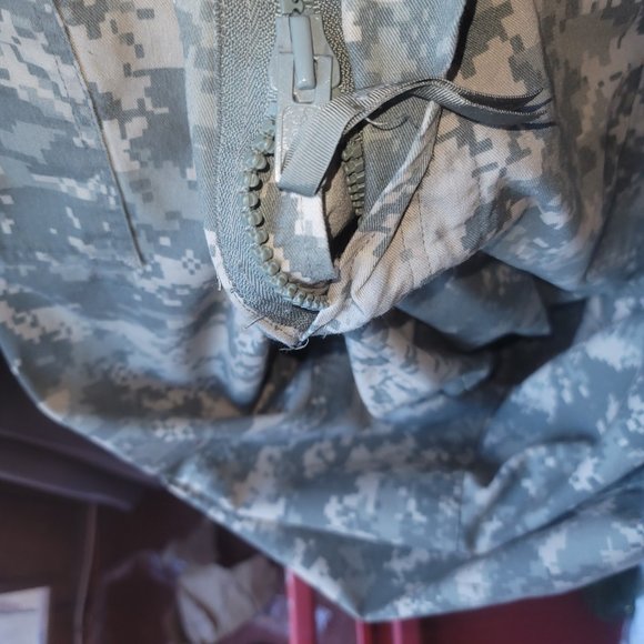 Coveralls, XL ABU pattern aka Digital Camo Coveralls-New - Picture 2 of 9